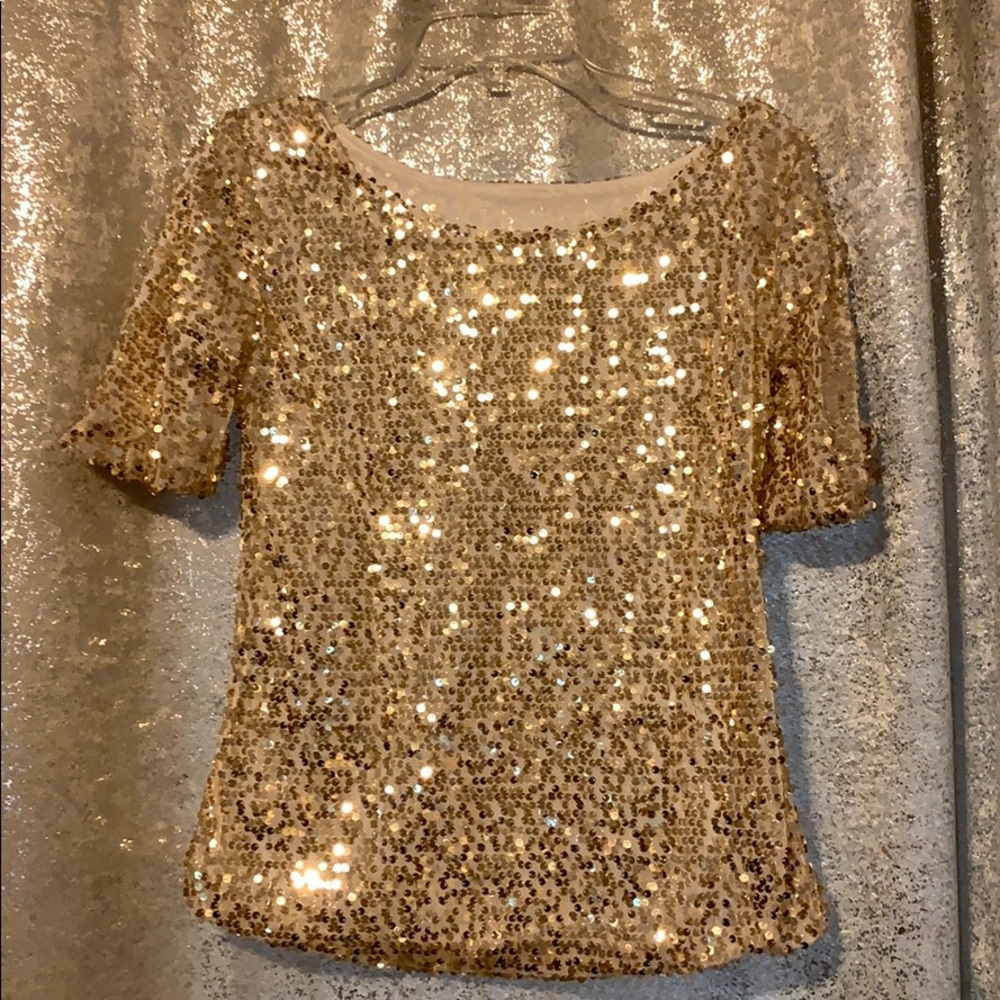 Sequin short sleeved top